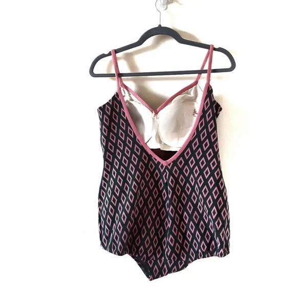 Vintage Patterned One Piece Swimsuit - Picture 3 of 7